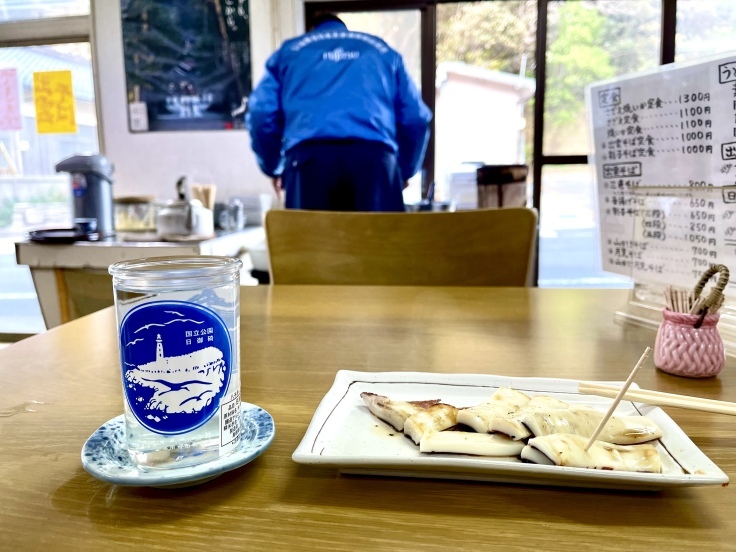 【日御碕】バスを待つ間のオヤツ@園山商店【18きっぷの旅】_c0212604_20525161.jpeg