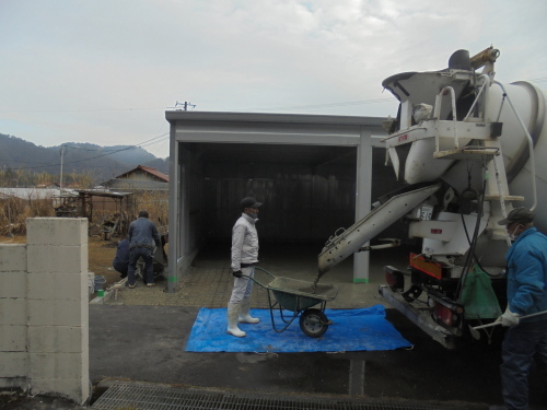 H様邸(高田郡吉田町上入江)ガレージ工事_d0125228_08462177.jpg