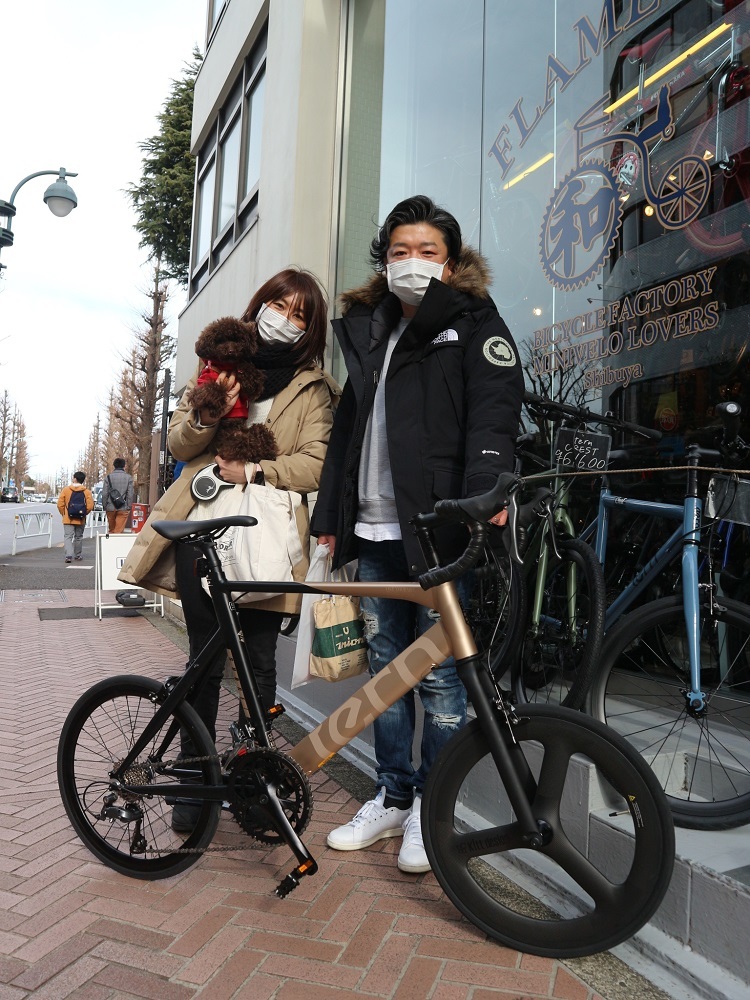 1月16日　渋谷　原宿　の自転車屋　FLAME bike前です_e0188759_19043499.jpg