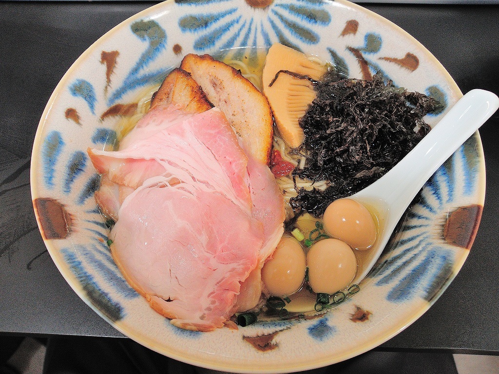 自家製麺 SHIN(新)@反町_d0402143_23590529.jpg