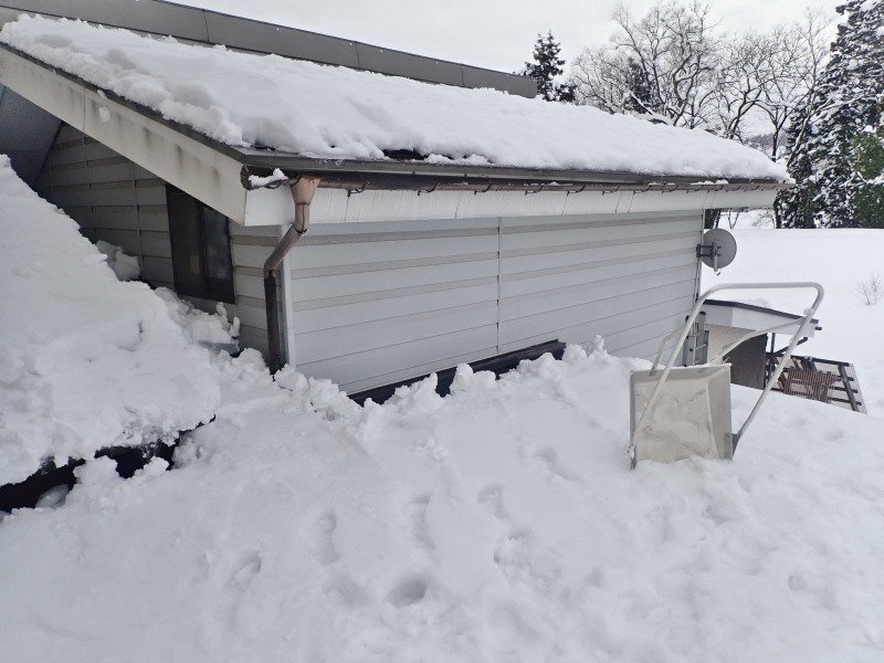 週末の兼業農家は\"3回目の雪下ろし\"でした_c0336902_18431730.jpg