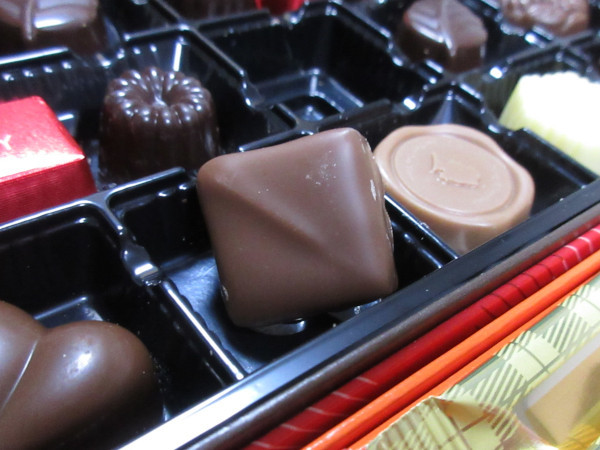 【メリーチョコレート】チョコレートの詰め合わせ_c0152767_07012791.jpg