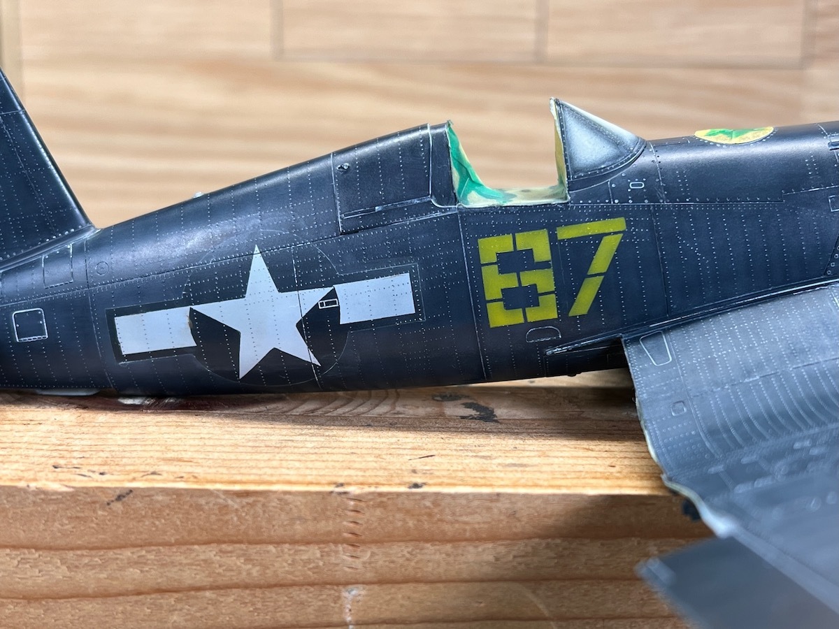 シンプルでおしゃれ F4U-1D CORSAIR エッチングパーツ付 - crumiller.com