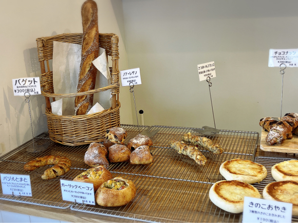 Carin Bakery(カリンベーカリー)_e0292546_07420089.jpg