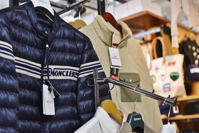 5月未明まで・・・ Final SALE!! MONCLER「残り2枚」★★ お早めに・・・_d0152280_18510720.jpg