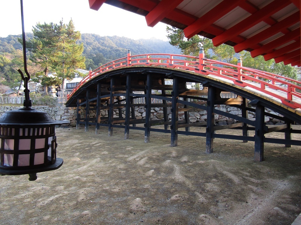 美しき廻廊・光と影 厳島神社 ～ 2020早春の旅より_f0281398_17564514.jpg