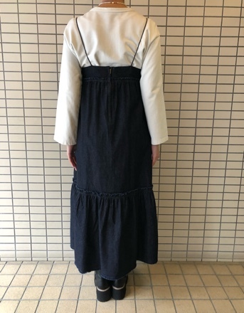 最終値下げ　iki デニム　ティアード　ワンピース 最終値下げ iki デニム ティアード ワンピース - メルカリ