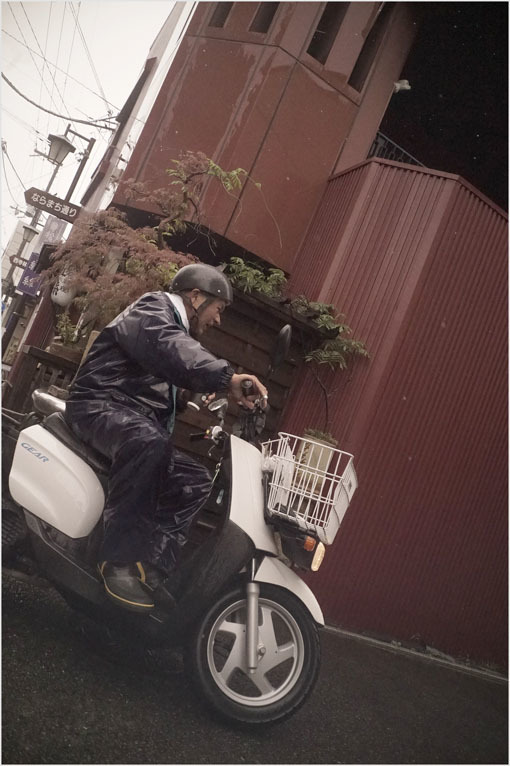 952 受験(2021年3月16日ビオゴン21mmF5.6が奈良町をゆったりと眺め)対策と傾向無視!_c0168172_15151040.jpg