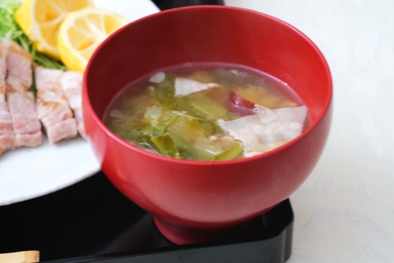 「豚ステーキにはわさび醤油がベストアンサー」と五郎さんが言っていた！_d0377645_23390775.jpg