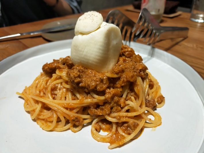 食ING情報☆燻製ミートパスタ、旨し！＠Pizza 4P\'s_e0408534_00070227.jpg