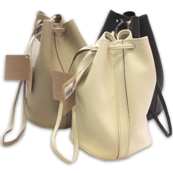 Charles et Charlus シャルル・エ・シャルリュス バケットバッグ Charles et Charlus シャルル・エ・シャルリュス バケットバッグ