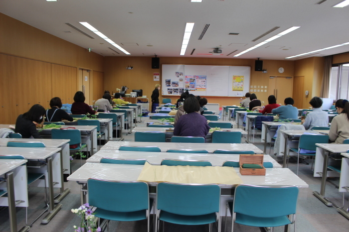 里山フラワー講座開催しました。_a0166183_08590777.jpg