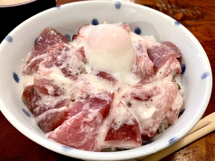 海鮮 塩ユッケ丼 @和田丸(渋谷)_c0212604_13011414.jpeg