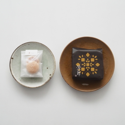 お菓子と2月の営業予定_b0206421_11432589.jpg
