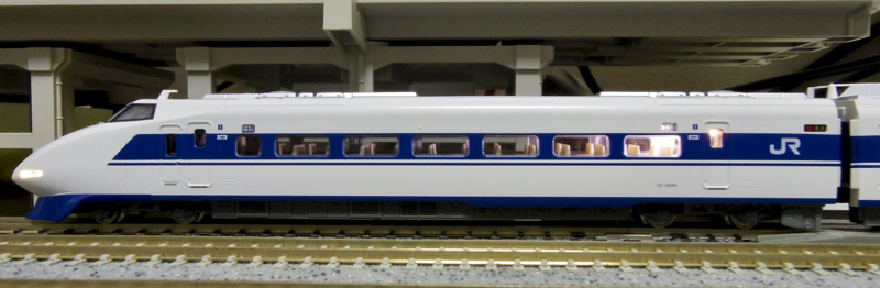 鉄道模型／KATO］100系新幹線＜グランドひかり＞ 16両を並べる : 新 