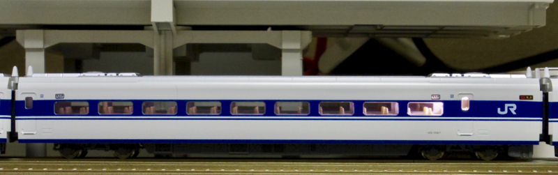 KATO 100系新幹線「グランドひかり」16両編成 鉄道模型／KATO］100系新幹線＜グランドひかり＞ 16両を並べる