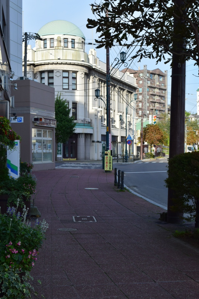 函館市末広町の旧丸井百貨店函館支店(函館の建築再見2022)_f0142606_07101157.jpg