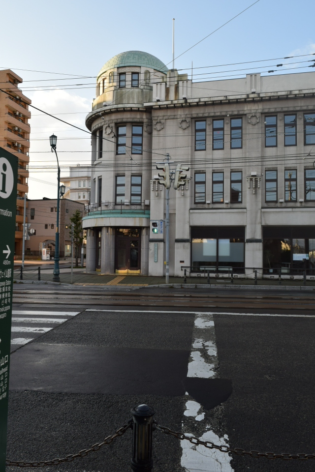 函館市末広町の旧丸井百貨店函館支店(函館の建築再見2022)_f0142606_20503840.jpg