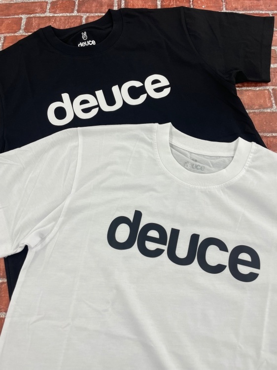 deuce ピースサイン 半袖シャツ 2枚セット deuce ピースサイン 半袖シャツ 2枚セット deuce ピースサイン 半袖