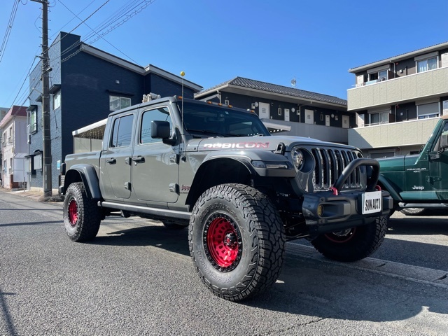 Jeep JT ラングラー グラディエーター カスタム : サンオート 中古車