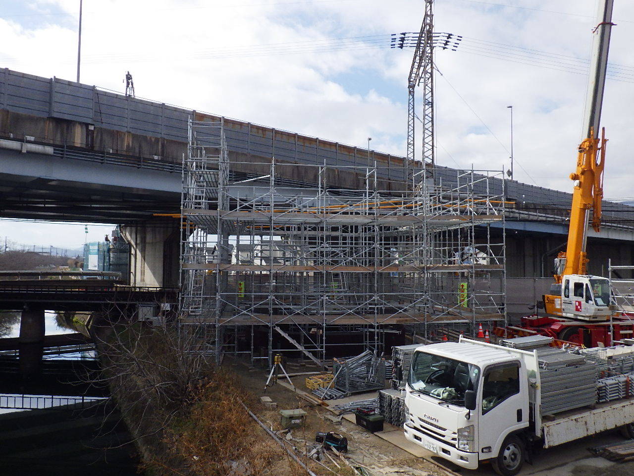 大和御所道路橿原高田ICランプ橋（AP20）下部工事_b0139220_08294387.jpg