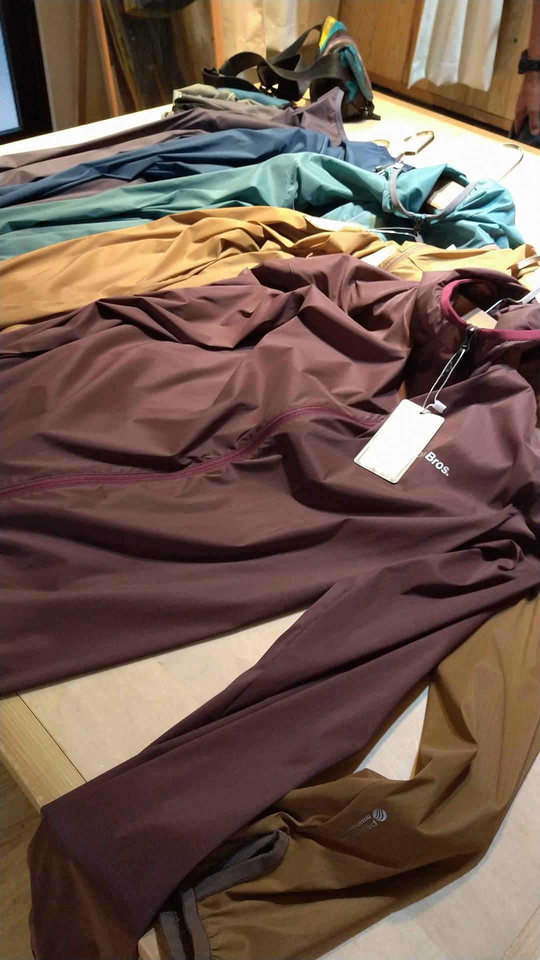 ティトンブロス ２０２２ 春夏モデル早期受注会！！_d0198793_15032875.jpg