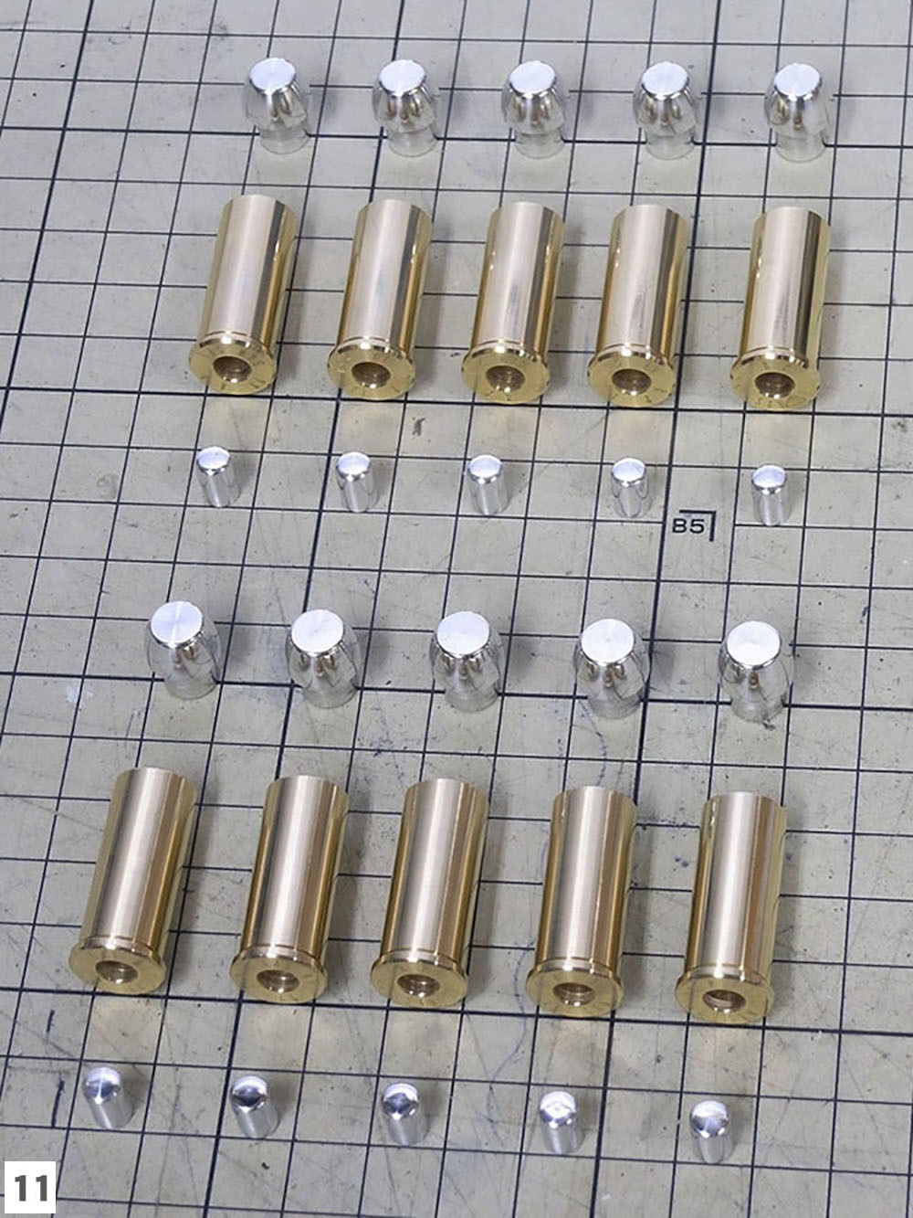 LEDレイザーサイト+ブルーング=新・徳さんSP、2挺納品_a0077842_18084169.jpg