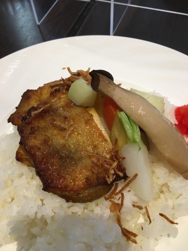 JAL CITY でいつものカレーランチ_b0417696_00291635.jpeg