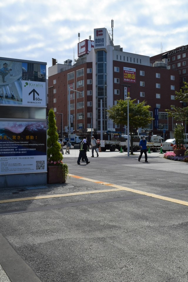 函館市若松町のボーニ・アネックス(函館の建築再見2022)_f0142606_17205276.jpg