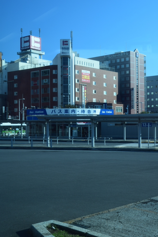 函館市若松町のボーニ・アネックス(函館の建築再見2022)_f0142606_17224032.jpg
