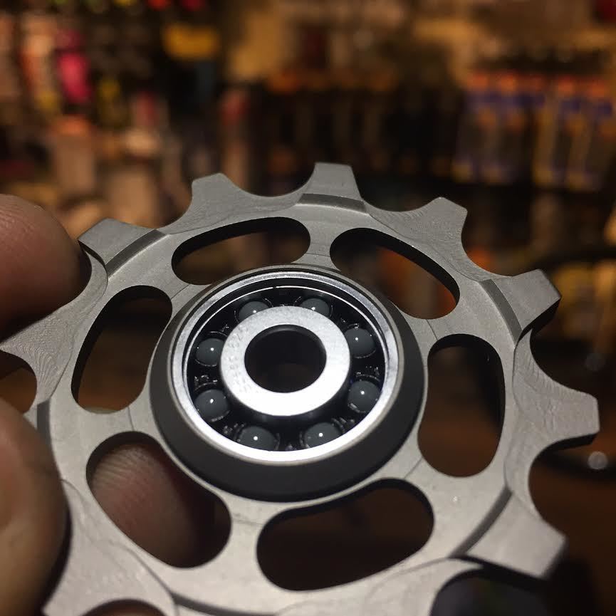 逸品御紹介　改めて知る CERAMIC SPEED とは_e0154650_18183094.jpg