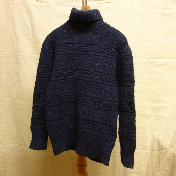 10年選手 / turtleneck sweater_e0130546_16121329.jpg