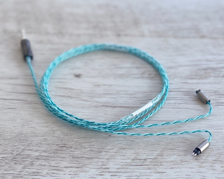 WAGNUS NEUTRON 最終値下げ WAGNUS. NEUTRON 2.5mm 4極 MMCX用 – e☆イヤホン
