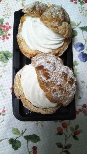 第一製菓 シュークリーム2個入り : C＆B ～ケーキバイキング