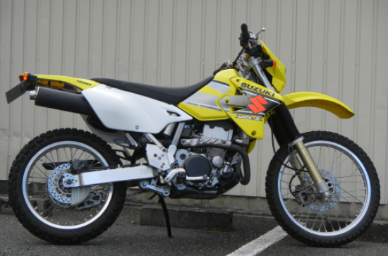 DR-Z400Sを60mmローダウンしました。 : モタードに強い！大阪の愉しい