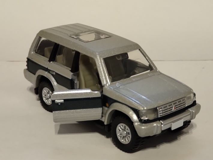 タカラトミー・トミカプレミアム04 三菱 パジェロ : 燃やせないごみ研究所