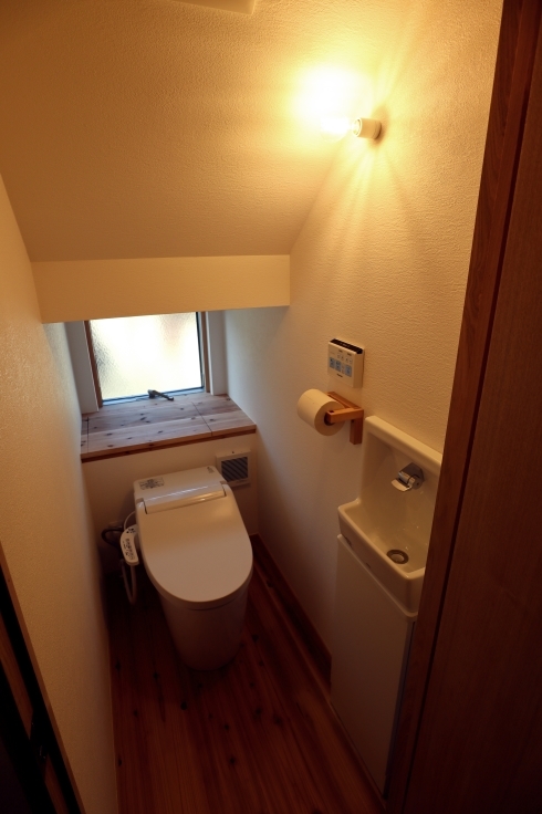 9坪の家 竣工写真よりじっくり解説します。_a0076877_19025014.jpg