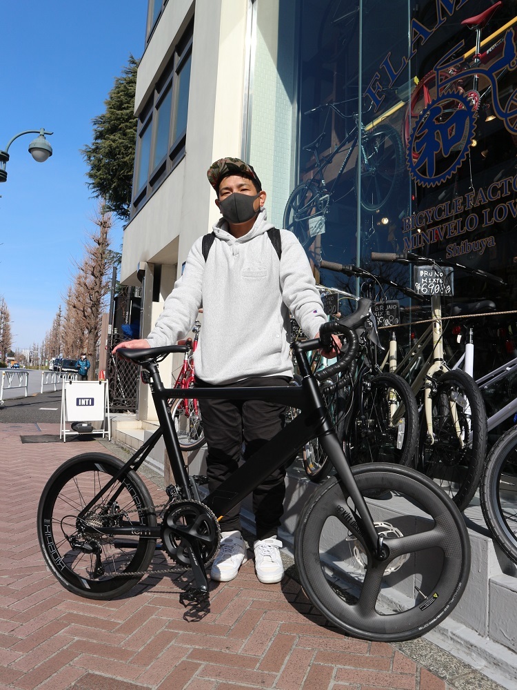 2月12日　渋谷　原宿　の自転車屋　FLAME bike前です_e0188759_17443553.jpg