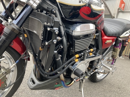 ZRX1200Rお色直し！_b0163075_08452541.jpeg