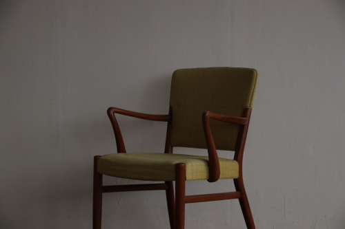 『入荷 Peter Hvidt&Orla Molgaard Nielsen Arm Chair』_c0211307_21580462.jpg