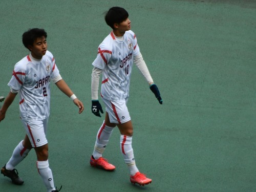 NEXT GENERATION MATCH 川崎U-18vs日本高校サッカー選抜@日産スタジアム(観戦)_b0000829_11043711.jpg