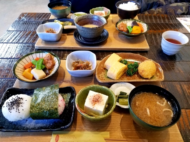 御厨/みくりや * かまど炊きご飯のランチ♪_f0236260_19403577.jpg