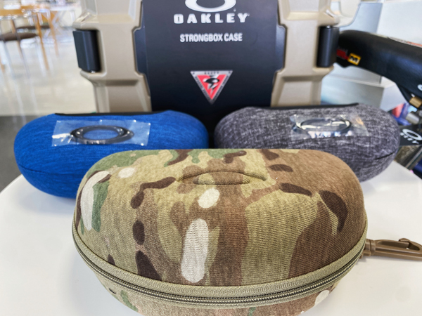 OAKLEY(オークリー)Mフレームマルチカム3レンズケース&エリプスオー