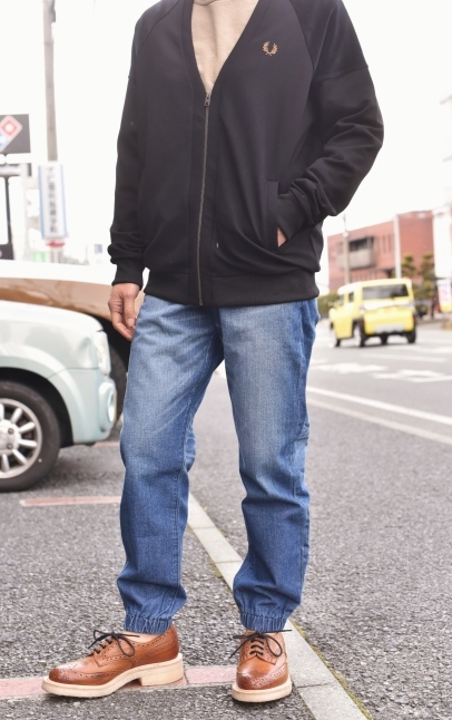 人気出そうな・・・!★? FRED PERRY NEW ZIP CARDIGAN JACKET_d0152280_20565186.jpg