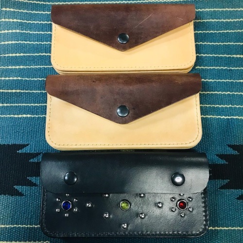 RAWHIDE Studded and Jeweled Wallet_c0187684_20185729.jpg
