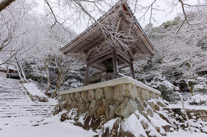 雪景色の東光寺_f0155048_12220155.jpg