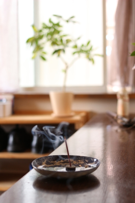 片づけと共に必ず実行して欲しいこと② 〜靴裏を拭く・玄関の三和土拭き〜_f0354014_21234562.jpg
