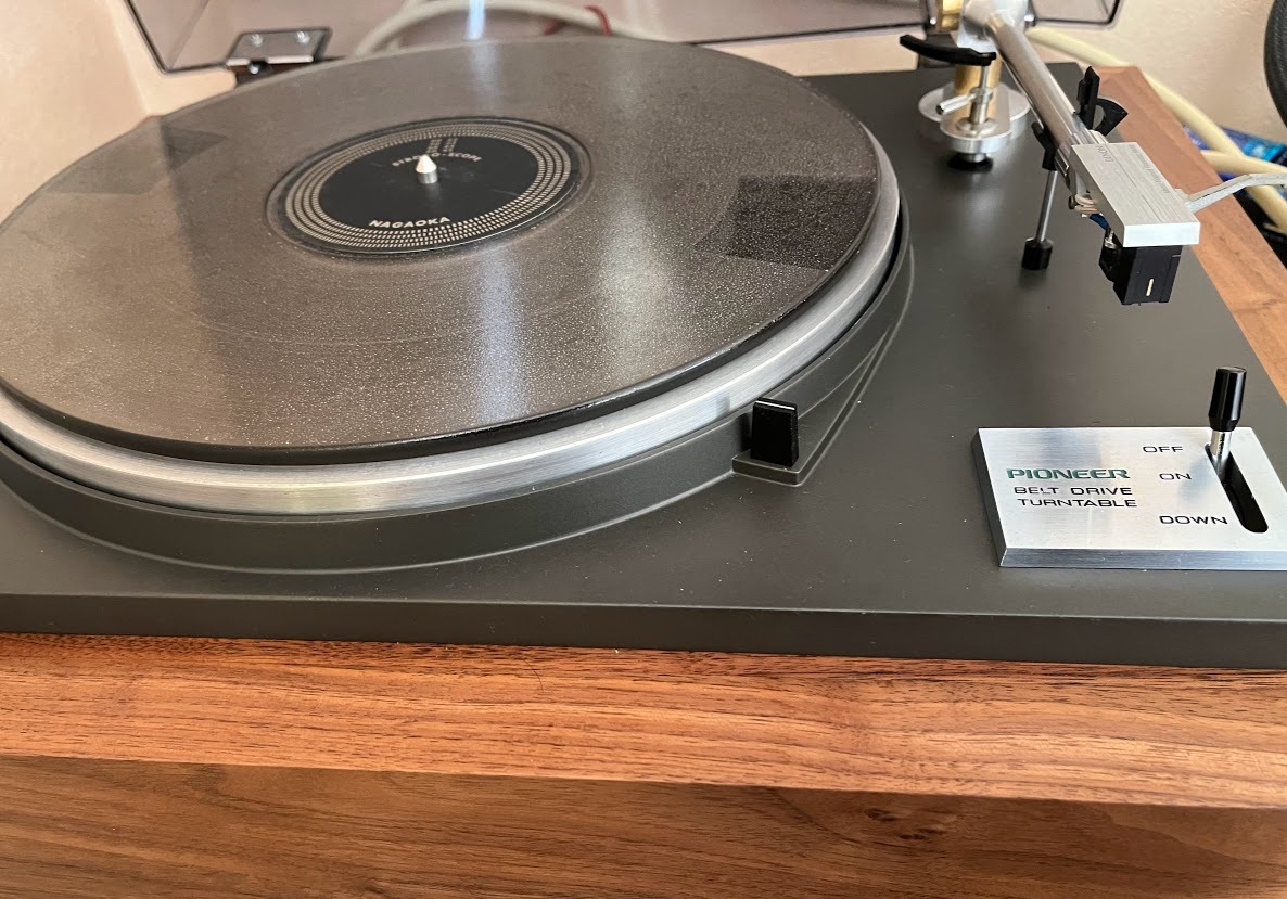 パイオニア　PL-30 レコードプレイヤー ベルトドライブ　セミオート６０hz用 パイオニア PL-30 レコードプレイヤー ベルトドライブ セミオート
