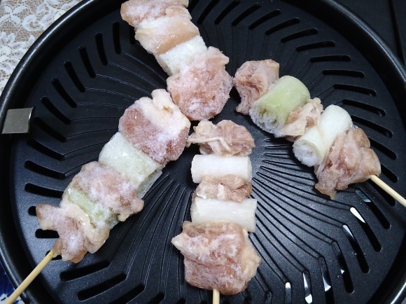 2/22 イワタニやきまる で 焼き鳥@自宅_b0042308_22095225.jpg