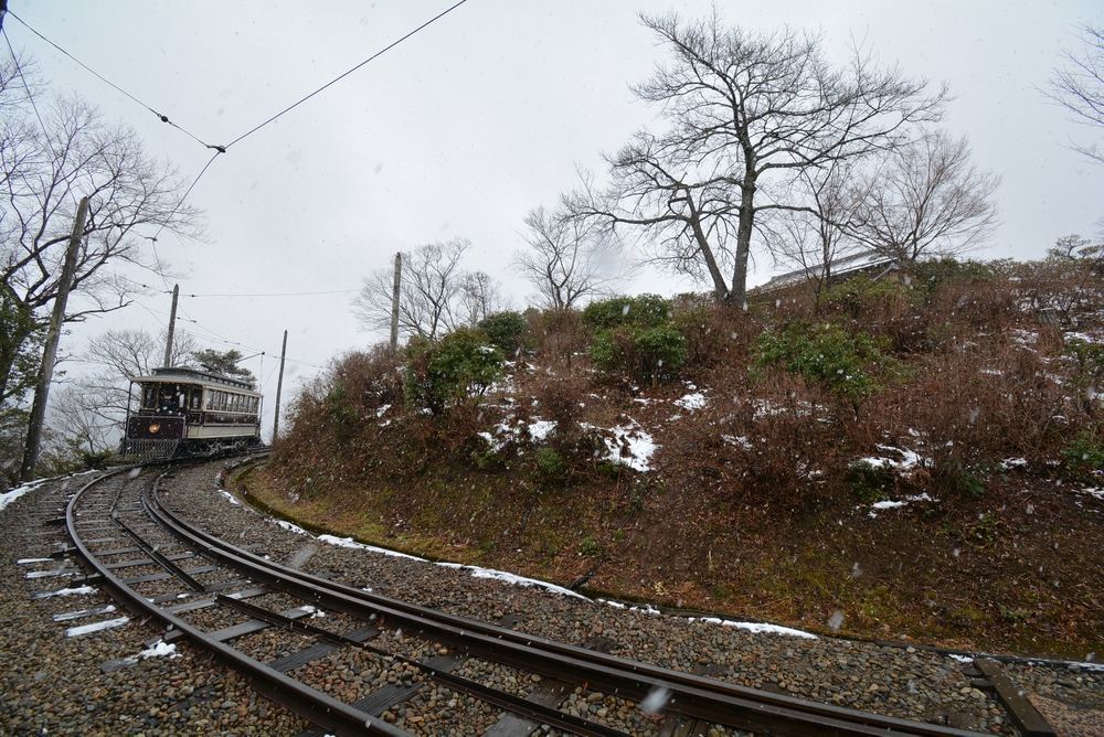 しんしんと降る雪と運転する京都市電1_e0373930_19024362.jpg
